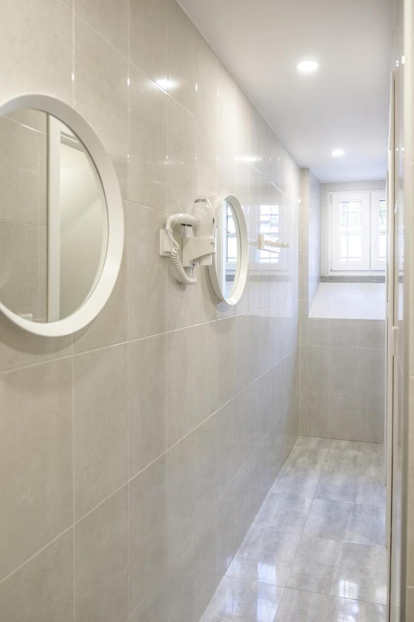 4U Lisbon VI Guesthouse Airport Zewnętrze zdjęcie