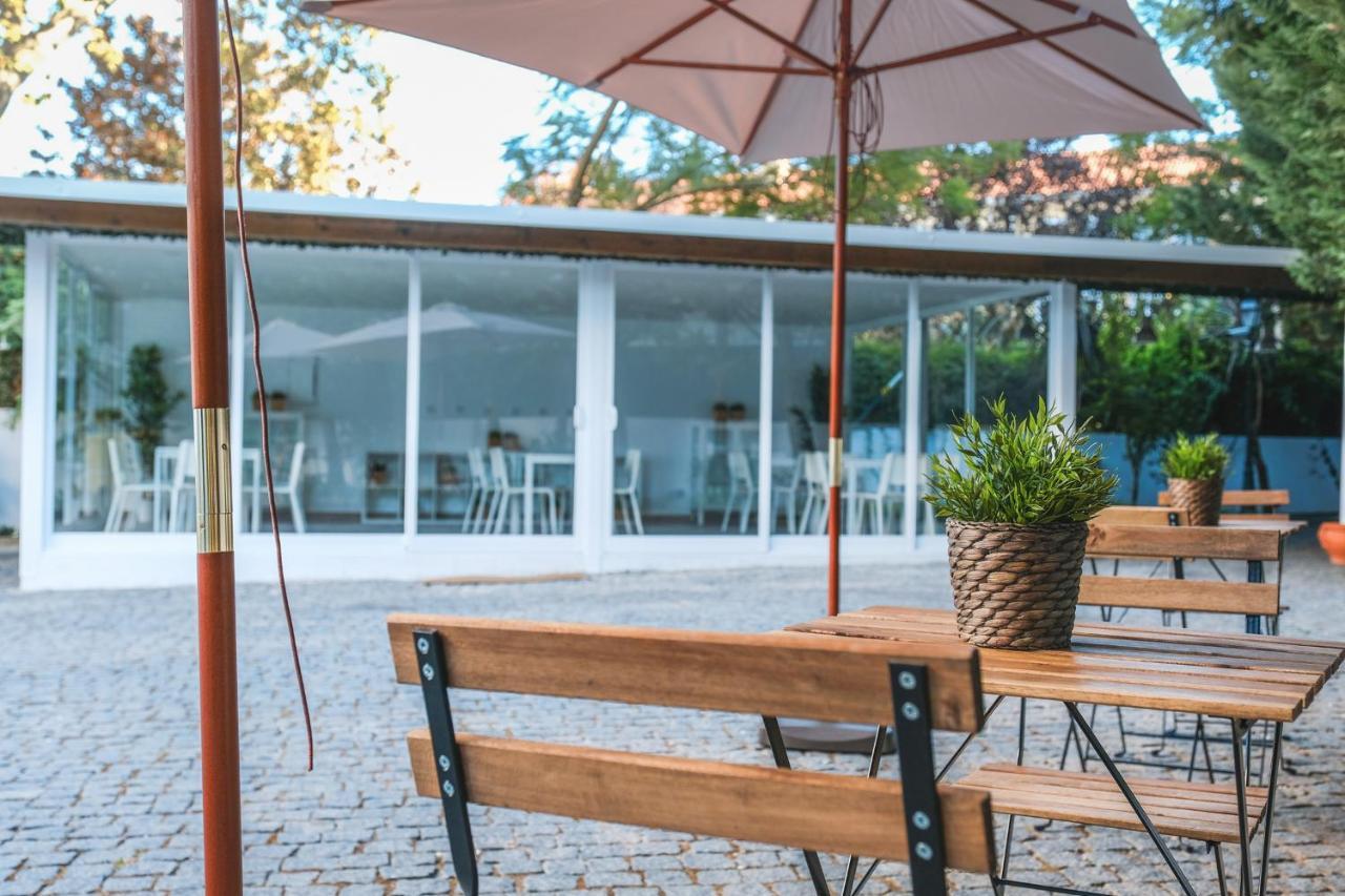 4U Lisbon VI Guesthouse Airport Zewnętrze zdjęcie