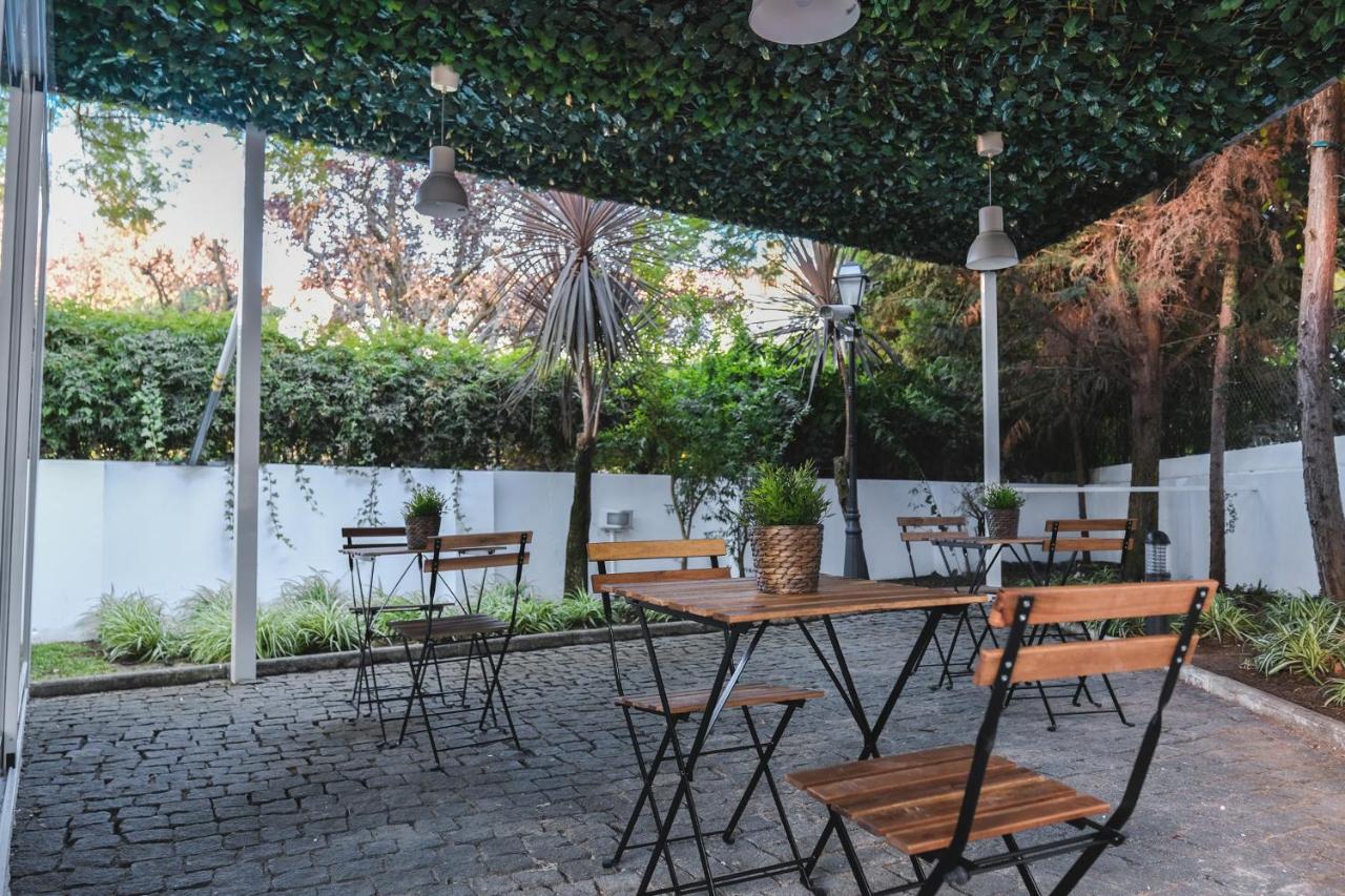4U Lisbon VI Guesthouse Airport Zewnętrze zdjęcie